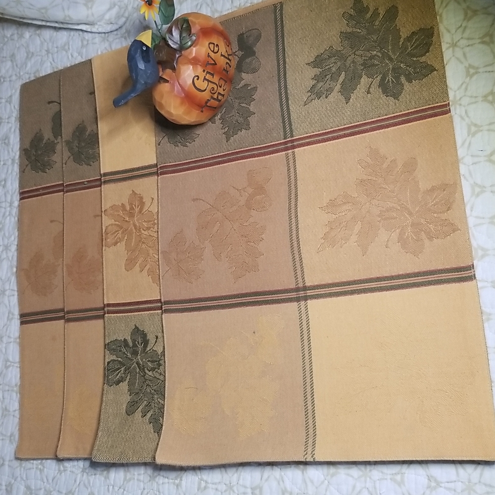 Placemats & decor